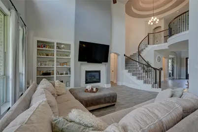 632 Maple Creek Court, Conroe, TX 77304 - Photo 6