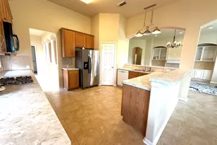 3221 River Birch Dr, Pearland, TX 77584 - Photo 8