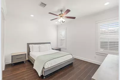 1311 Walton Street, Houston, TX 77009 - Photo 16