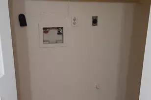 8527 Ashlawn Dr, Houston, TX 77083 - Photo 12