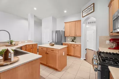 18502 Cascade Timbers Lane, Tomball, TX 77377 - Photo 12