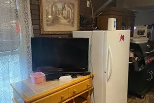 402 Frisco St, Houston, TX 77022 - Photo 8