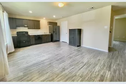 16666 E Hammon, Montgomery, TX 77316 - Photo 2