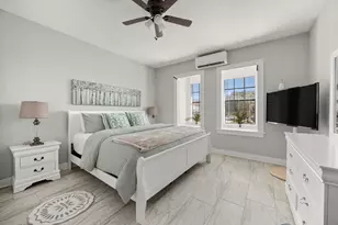 1101 Moody Ave, Galveston, TX 77550 - Photo 20