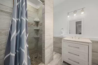 1101 Moody Avenue, Galveston, TX 77550 - Photo 22