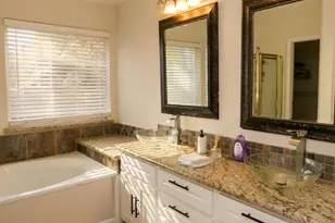 15922 Cutten Rd, Houston, TX 77070 - Photo 8