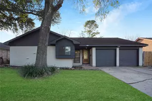 11822 S Perry Ave, Houston, TX 77071 - Photo 1