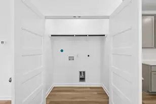 1718 W Stroker Rd, Crosby, TX 77532 - Photo 18