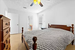 14315 Royal Hill Dr, Houston, TX 77083 - Photo 20