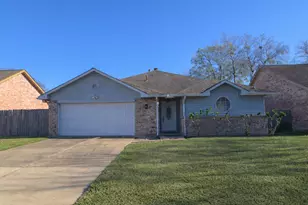 14315 Royal Hill Dr, Houston, TX 77083 - Photo 30