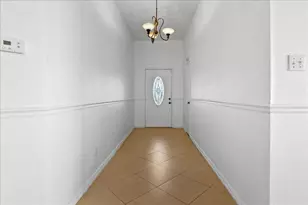 14315 Royal Hill Dr, Houston, TX 77083 - Photo 4