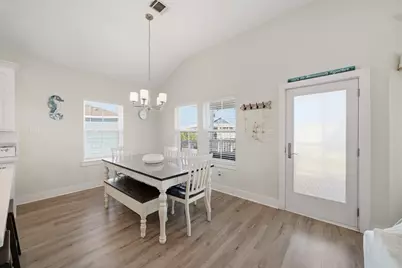25011 San Simeon Court, Galveston, TX 77554 - Photo 20