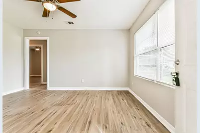 8759 Josie Street, Houston, TX 77029 - Photo 4