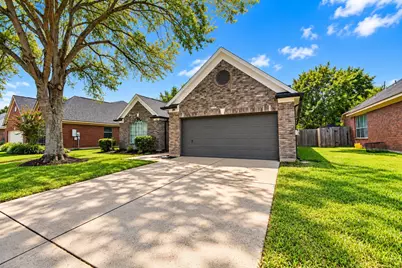 2922 Veva Drive, Pearland, TX 77584 - Photo 1