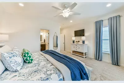 429 Jeanie Lynne Circle, Tiki Island, TX 77554 - Photo 28