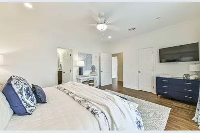 429 Jeanie Lynne Circle, Tiki Island, TX 77554 - Photo 20