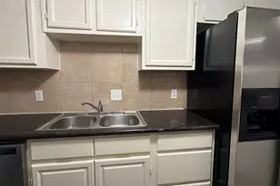 9461 Pagewood Ln, Houston, TX 77063 - Photo 10