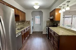 12925 Trail Hollow Dr, Houston, TX 77079 - Photo 6