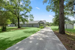 10871 Coaster Ln, Conroe, TX 77306 - Photo 14