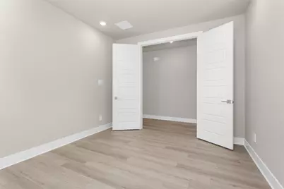 2002 Bluff Oak Court, Conroe, TX 77304 - Photo 14