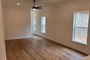 11219 Moccasin Dr, Montgomery, TX 77316 - Photo 4