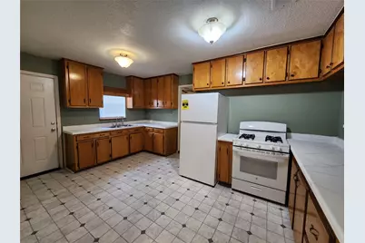 36 18th Avenue N, Texas City, TX 77590 - Photo 6