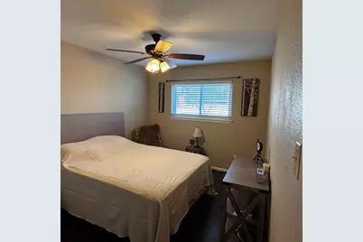 1831 Sherwood Forest Street #28, Houston, TX 77043 - Photo 16