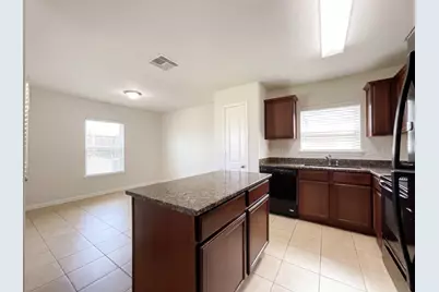 8735 Hazel Rose Sky Drive, Humble, TX 77338 - Photo 2