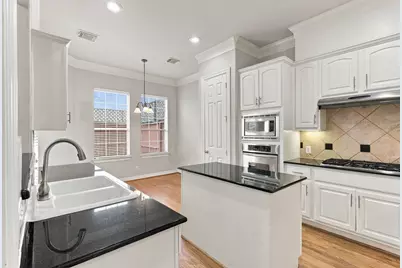 5722 Beverly Hills Walk, Houston, TX 77057 - Photo 14