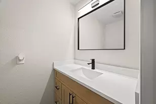 3011 Freshmeadows Dr, Houston, TX 77063 - Photo 22