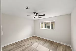 3011 Freshmeadows Dr, Houston, TX 77063 - Photo 38