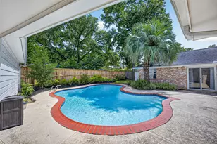 10118 Briar Forest Dr, Houston, TX 77042 - Photo 42