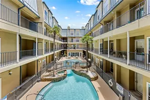 921 Marine Dr, Galveston, TX 77550 - Photo 2