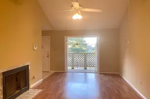 8055 Cambridge St, Houston, TX 77054 - Photo 4