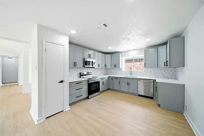 2122 Barronett Bend, Sugar Land, TX 77478 - Photo 8