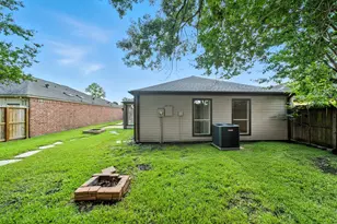 2122 Barronett Bend, Sugar Land, TX 77478 - Photo 36