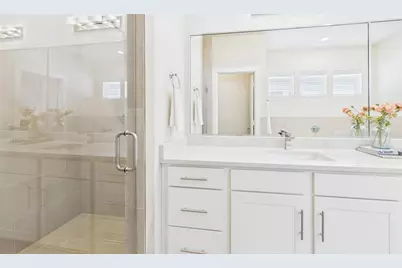 2304 Kolbe Cold Springs Lane, Houston, TX 77055 - Photo 4