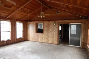 3960 Hale St, Vidor, TX 77662 - Photo 2