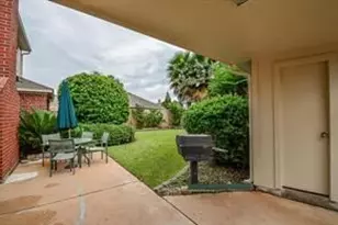 3319 Water Locust Dr, Sugar Land, TX 77479 - Photo 12