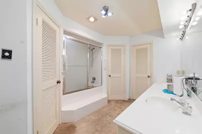 12414 Windy Wisp Lane, Houston, TX 77071 - Photo 8