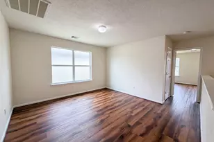 2627 Skyview Trace Ct, Houston, TX 77047 - Photo 4