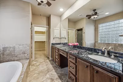 710 Knox Street, Houston, TX 77007 - Photo 20