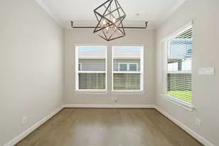 10009 Granary Dr, Houston, TX 77080 - Photo 2