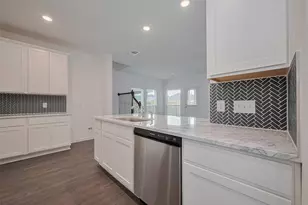 27097 Kestrel Trail, Magnolia, TX 77354 - Photo 10