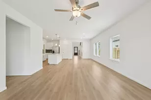 29107 Samuel Gdns Ct, Waller, TX 77484 - Photo 6