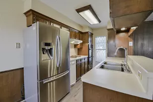 13915 Roundstone Ln, Houston, TX 77015 - Photo 12