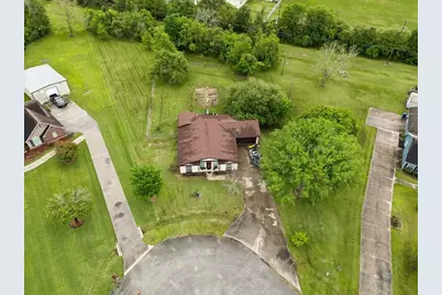 103 Spanish Trace Street, Crosby, TX 77532 - Photo 2