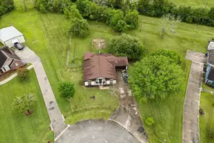 103 Spanish Trace St, Crosby, TX 77532 - Photo 2