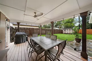 954 W 41st St, Houston, TX 77018 - Photo 18