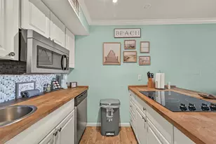 6300 Seawall Blvd Blvd, Galveston, TX 77551 - Photo 14